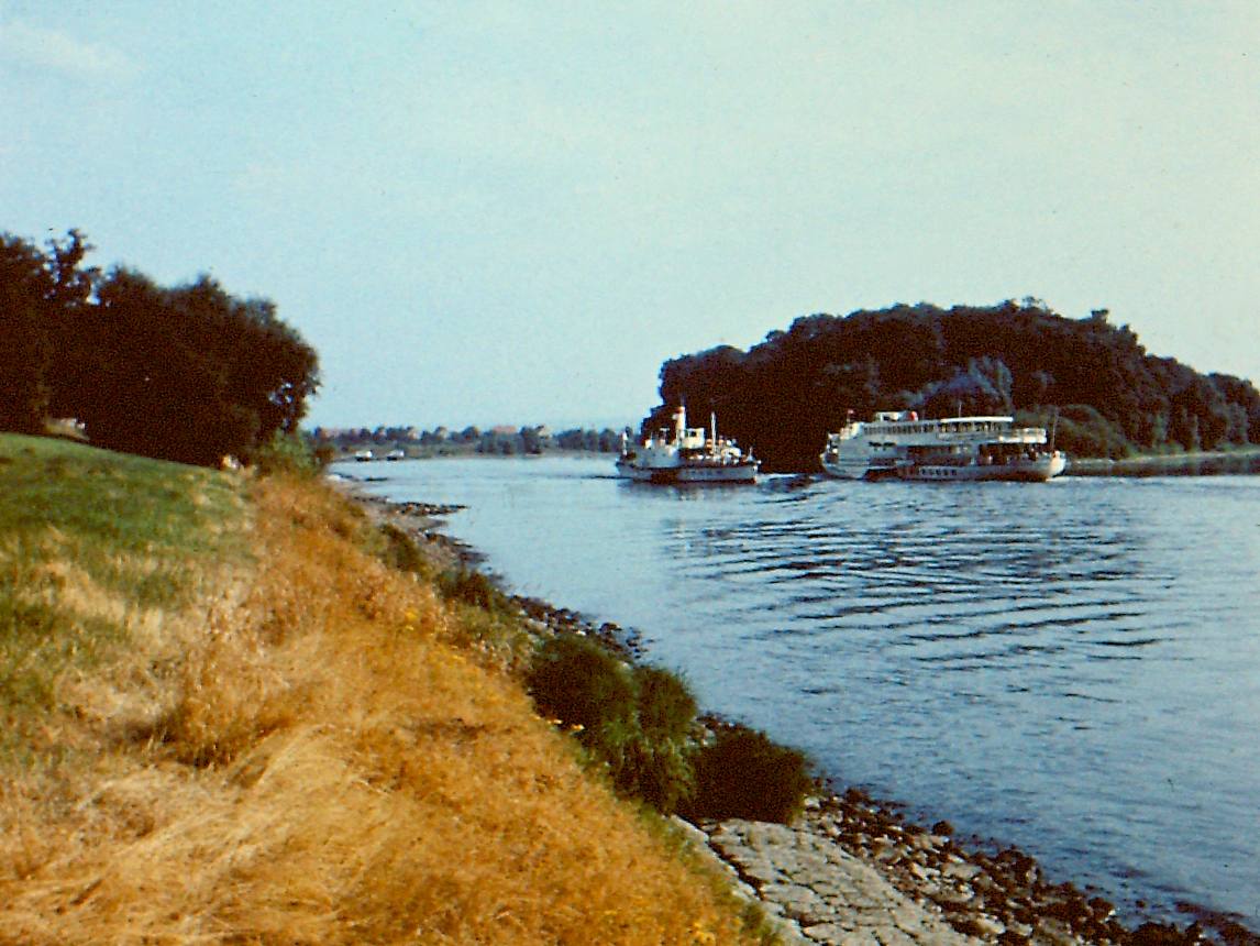 PDs@Elbe-1969-HBa.jpg