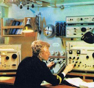 Funkraum @ Typ AFRIKA slr-st-702-khz01-funkr.jpg