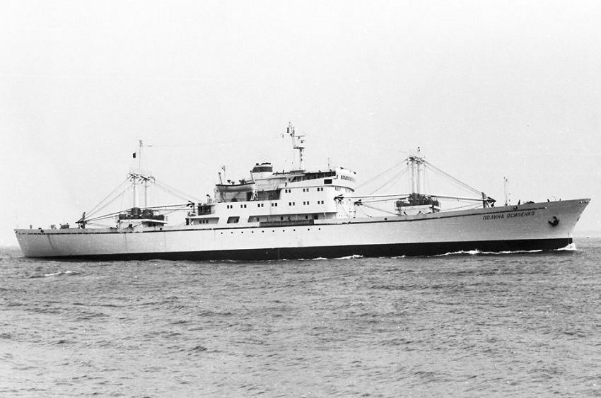 POLINA OSIPENKO - IMO 7017105 slr-shsp121799.jpg