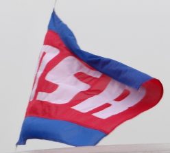 slr-shop-0306-flagge.jpg